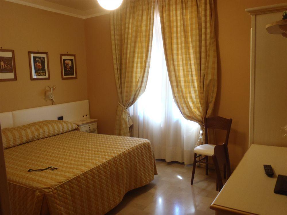 Mattarana Antica Locanda Luigina מראה חיצוני תמונה