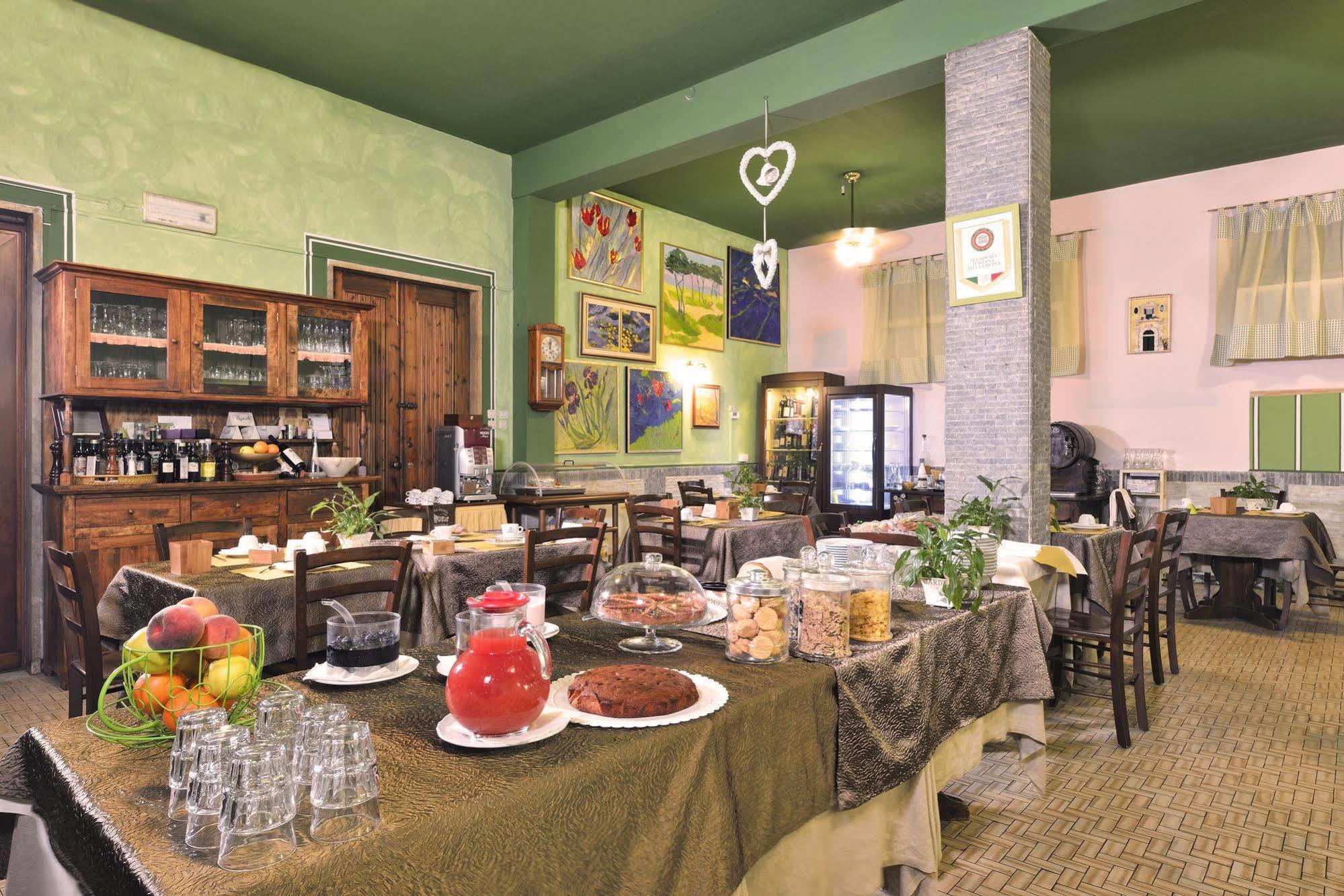 Mattarana Antica Locanda Luigina מראה חיצוני תמונה